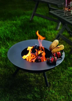 - Flames fire pit*Philippi Hot