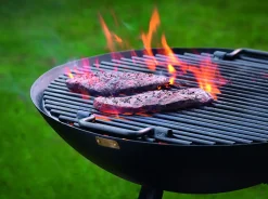 - Flames fire pit*Philippi Hot