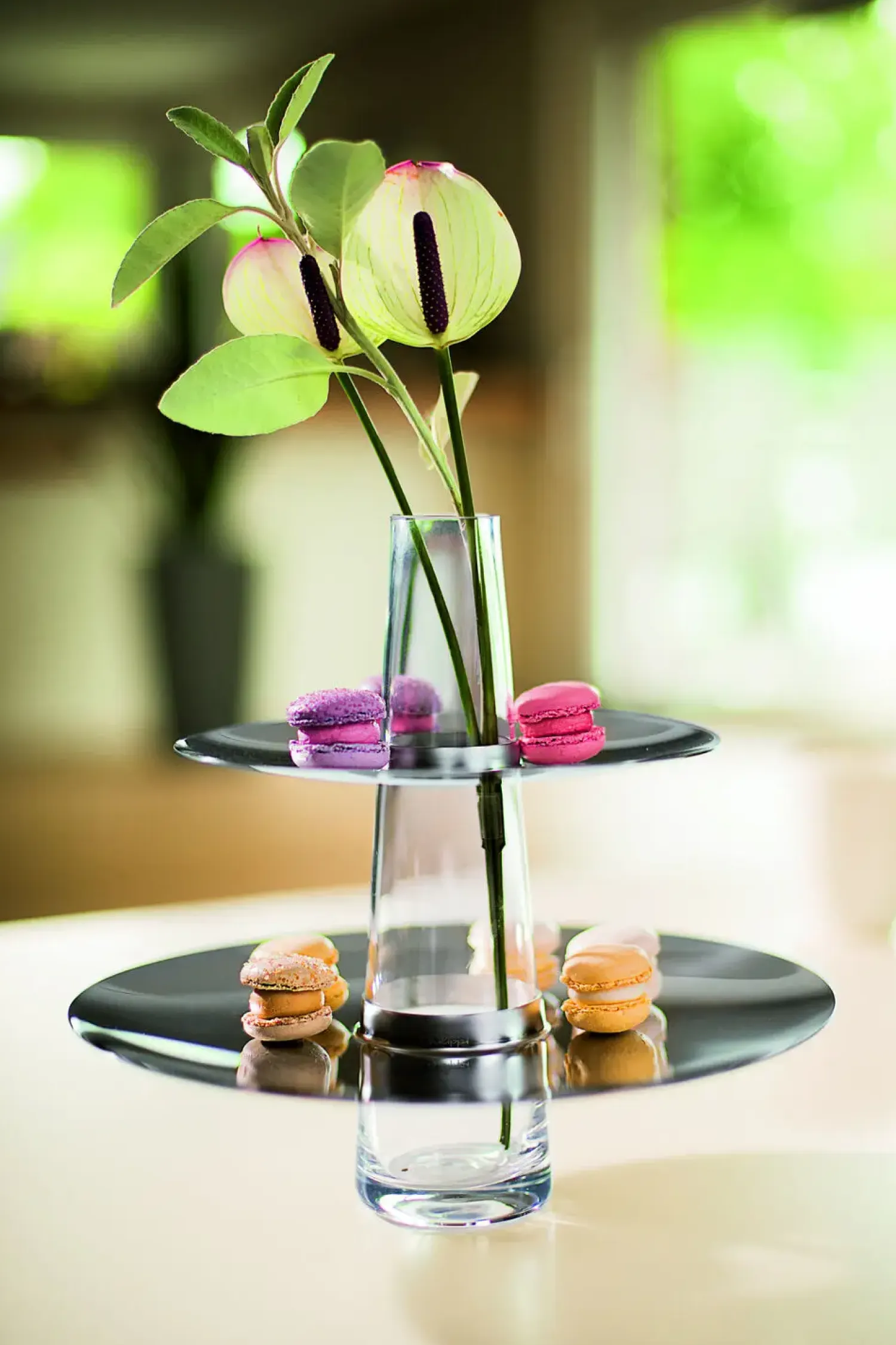 - Fontaine etagere + vase*Philippi Best