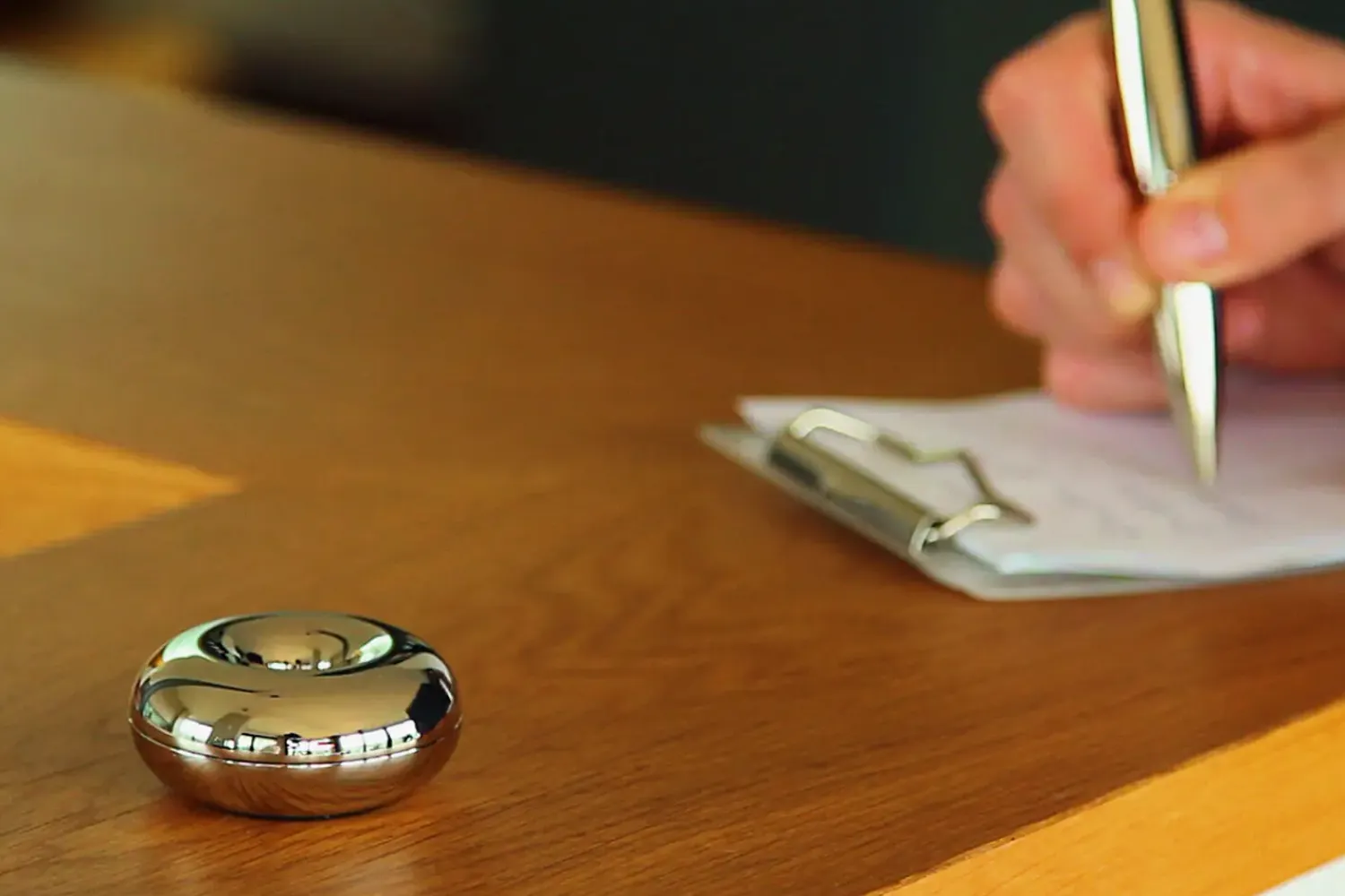 - Lucy pen with magnetic stand^Philippi