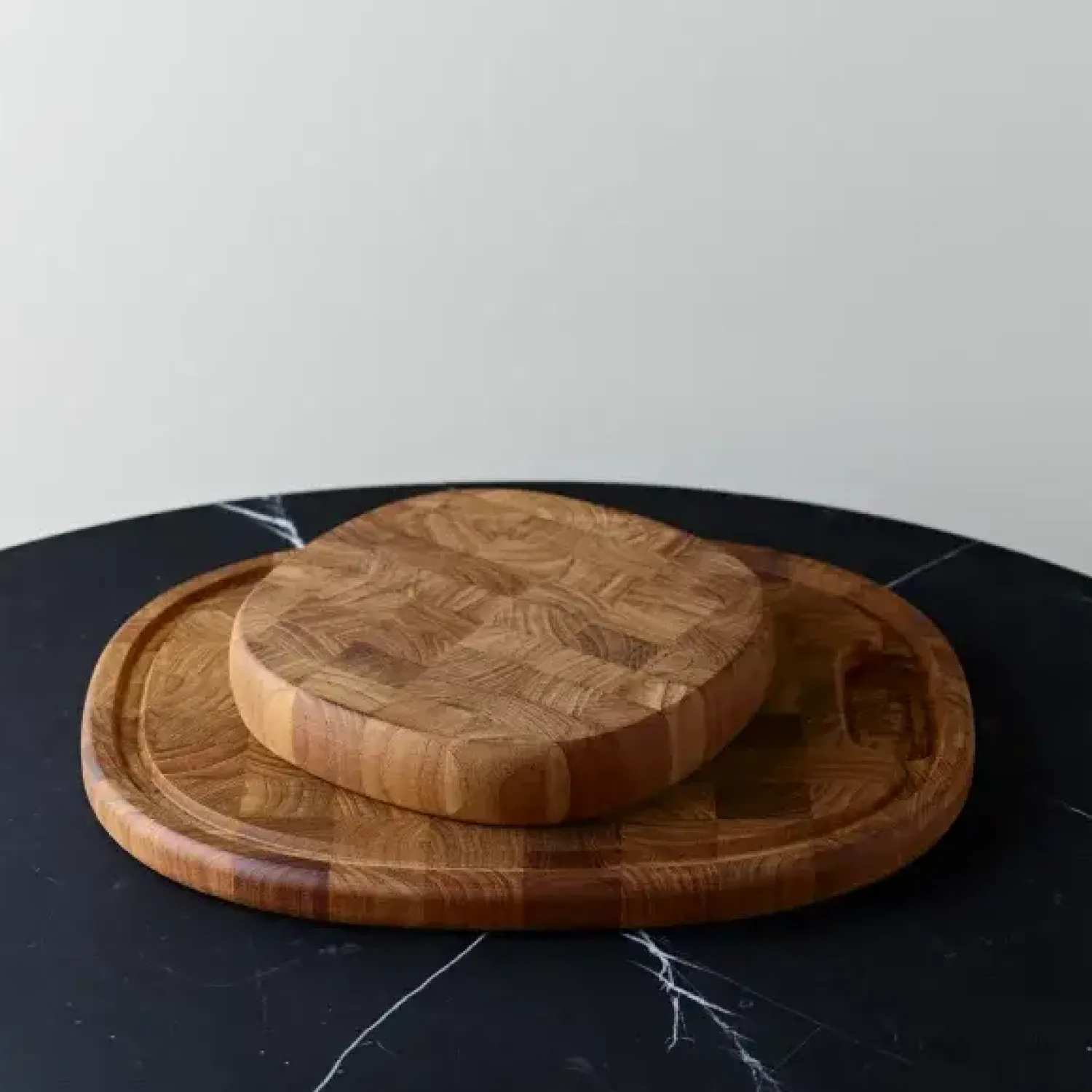 - Superellipse skærebrædt 350*280*30 mm i teak*Piet Hein Hot