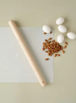 - BAKE-IT kagerulle og bagemåtte light grey^RIG-TIG Hot