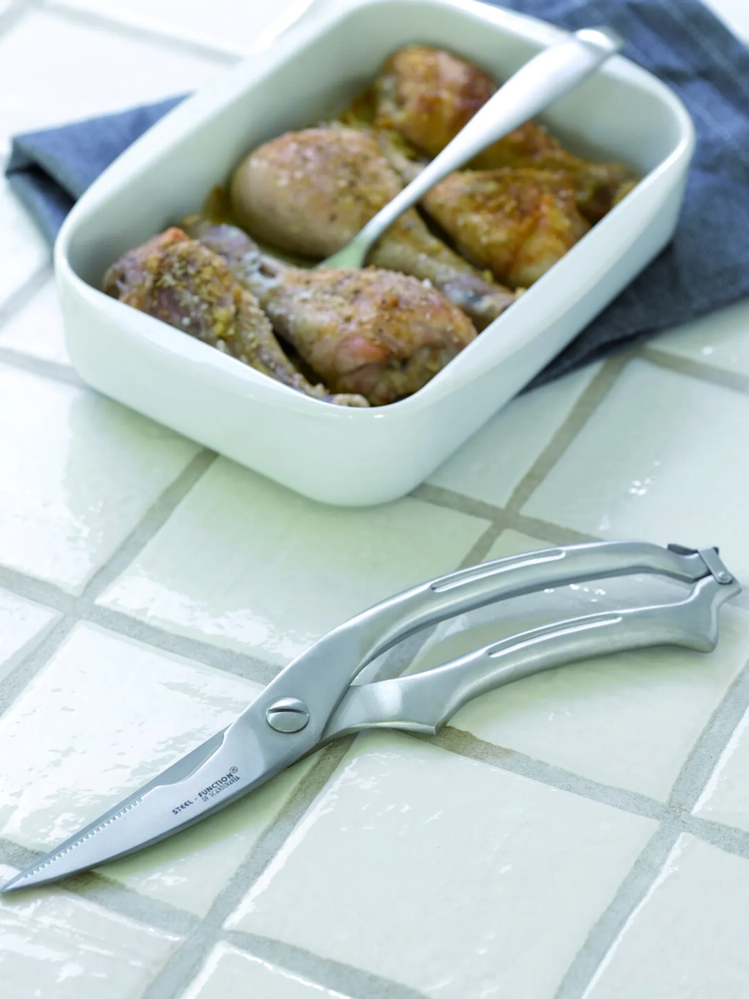 - FJERKRÆSSAKS 26 CM*Steel Function Clearance