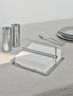 - Arne Jacobsen saltkværn steel^Stelton Online