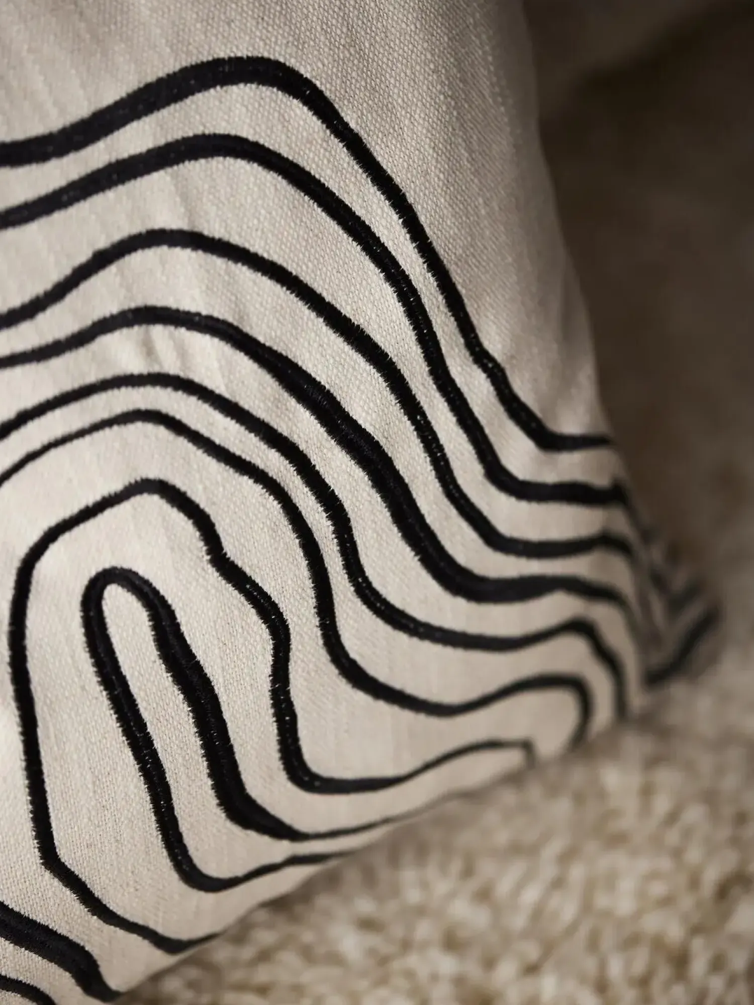 - Curve Pudebetræk - Black/white 45x54cm*Svanefors Outlet