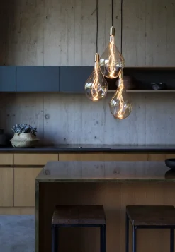 - Pære - LED 5W Voronoi III E27^Tala