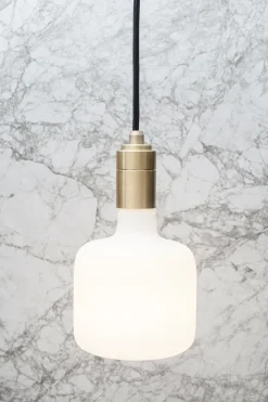 - Pære - 6W Oblo E27*Tala Hot