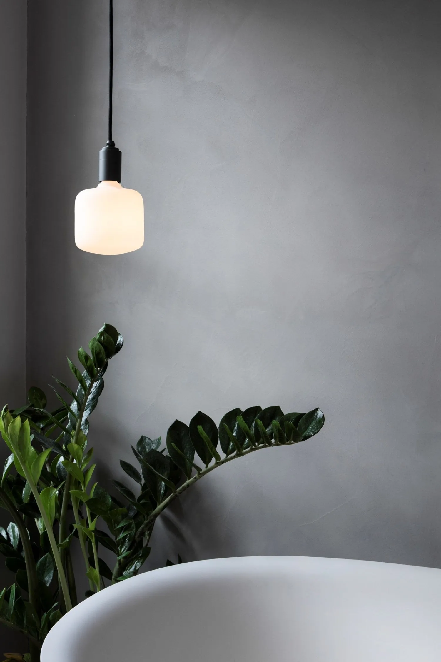 - Pære - 6W Oblo E27*Tala Hot