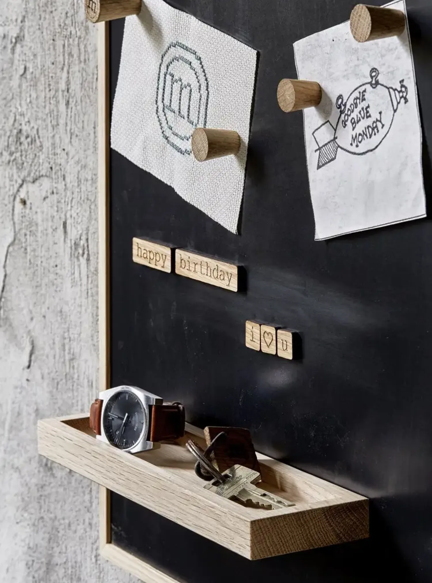 - Notice Board - Small - Dark Oak*The Oak Men