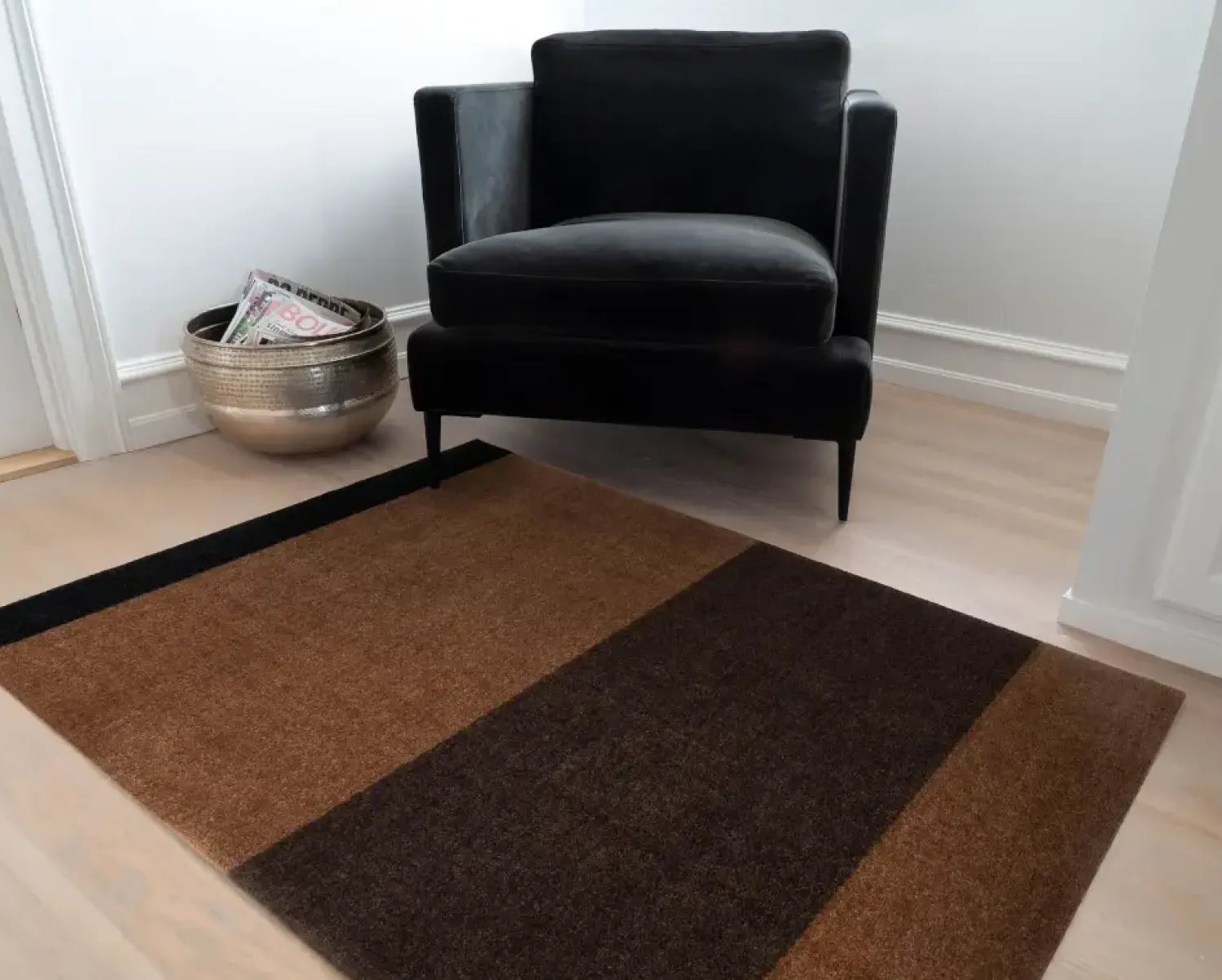 - Smudsmåtte - Stripes Horizon - Cognac/Dark Brown/Black - 40x60 cm^Tica Copenhagen Hot