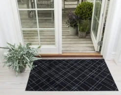 - Smudsmåtte - Lines - Sort/grå - 67x120 cm*Tica Copenhagen New