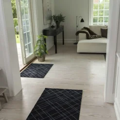 - Smudsmåtte - Lines - Sort/grå - 67x120 cm*Tica Copenhagen New