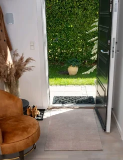 - Smudsmåtte / Dørmåtte - Ivory - 67x120 cm^Tica Copenhagen Sale