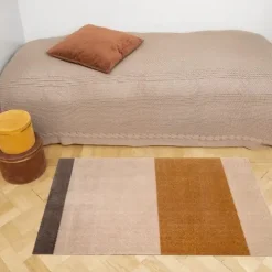 - Smudsmåtte - Stripes Horizon - Ivory-Dijon-Brown - 90x130 cm^Tica Copenhagen