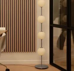 - Gulvlampe - Audrey - Stål^Umage Outlet