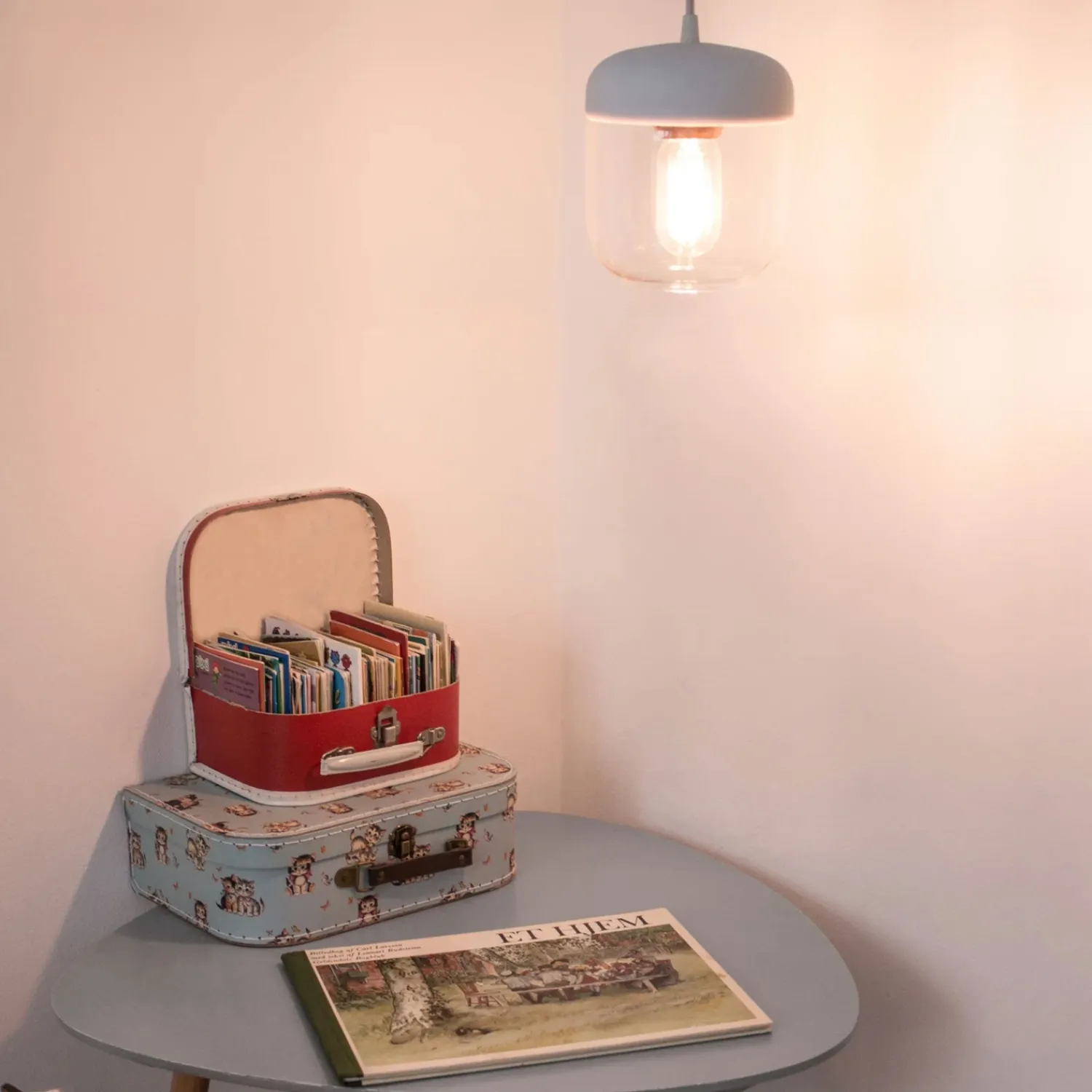 - Lampe - Acorn - Hvid med børstet kobber*Umage New