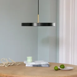 - Loftlampe pendel - Asteria pendel m/ messingtop - Nuance mist/Hvid - Medium Ø43 cm*Umage Online