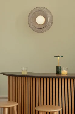 - Loft/Væg Lampe - Faraday - Medium Messing^Umage Outlet